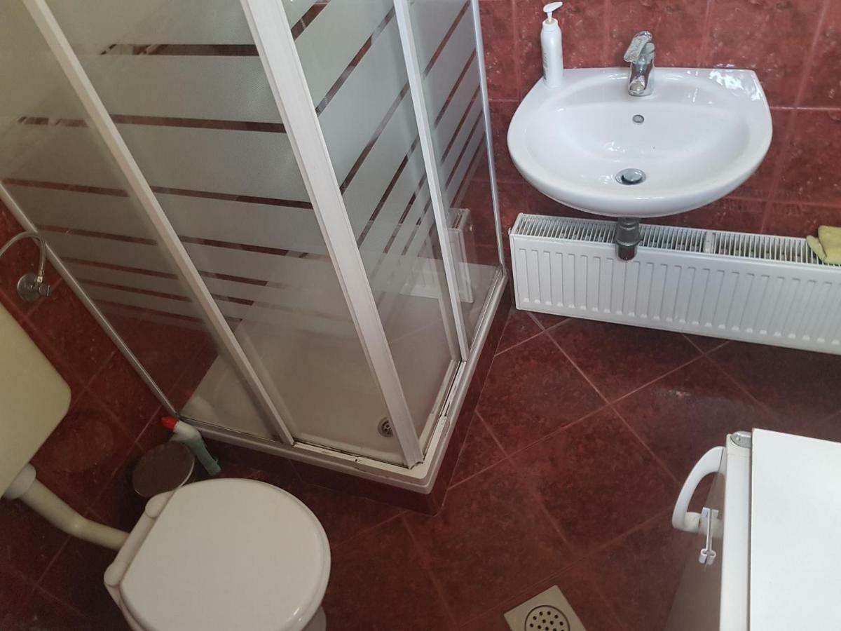 Apartment Lipar Preddvor Exterior foto
